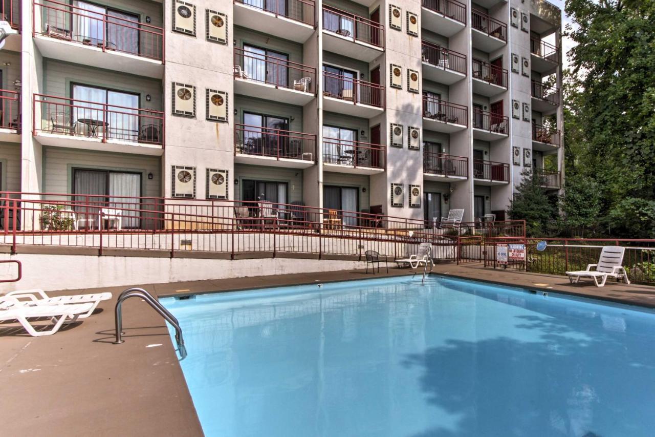 Gatlinburg Mountain Penthouse With Private Terrace! Apartment Exterior photo
